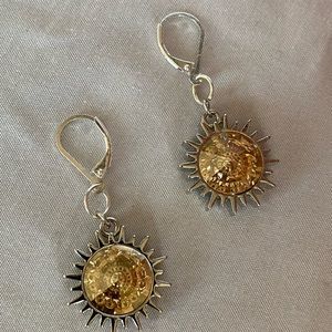 Sun pendant dangling earrings